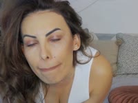 I am the best with my body,with my lips,with my feet,with my sexy dance,with my penetrating Look….discover me!…you will not regret…I can be your sweet angel or dirty devil!!!!!