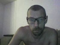 hallo lieve man, hou van naakt zitten en met mij zelf spelen en ik kijk ook heel graag naar voetbal en wielrennen , hou van dames soms ook dominant zijn of ook soms eens slaaf of sletje zijn vind ik ook leuk laat me weten en is bespreekbaar met hou van eerlijke personen wees lief en eerlijk ik draag ook graag dames kledij wil graag sletje zijn of slaaf zijn