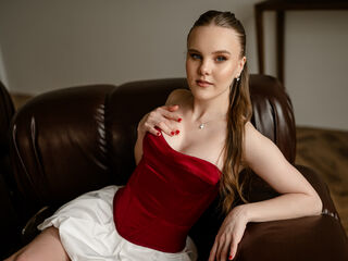 chatroom cam LiliLohan