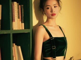 nude webcamgirl pic AngelCoco