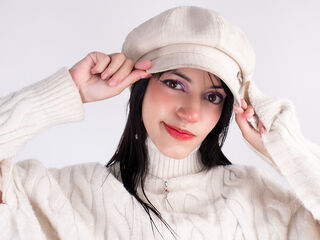 camgirl chat room DafneRivas