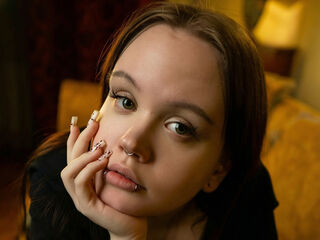 naked cam chatroom SarandaRyan