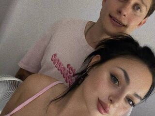 webcamgirl blowjob CoraAndOwen