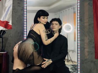 live chatroom sex KathetineDylan