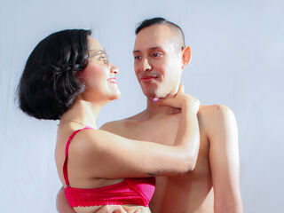 camcouple masturbating with vibrator LinaAndmilan