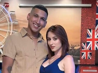 live sex cam show LukeAndSofiabl