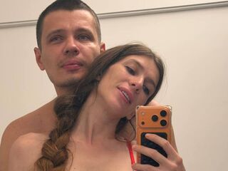 hot naked webcam couple MissAndKis
