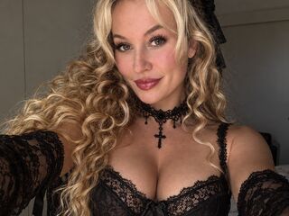 girl foot fetish webcam chatroom MargaretheBerger