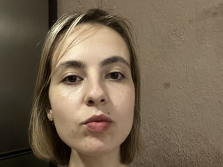 free live cam AdalineShay