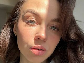 sexy live cam girl AdrianFalcione