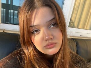 camgirl porn cam AiMoons