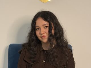naked camgirl photo AileenSibeto
