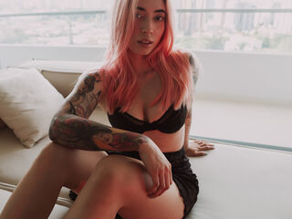 cam stripper AlessaLaurent