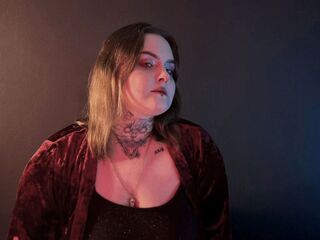 webcamgirl chatroom AliceLinger