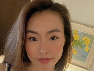 nude webcamgirl AlinaBery