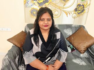 camslut spreading pussy AlisCurve