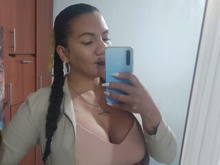 shower cam AlysaPear