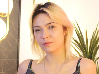 mastubating web cam girl AlysiaBennet