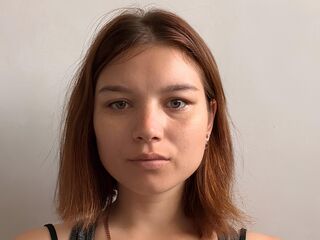 camgirl showing pussy AndreThreat