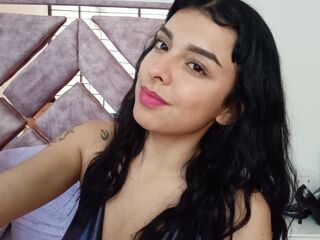 masturbating cam girl AndreaWeins