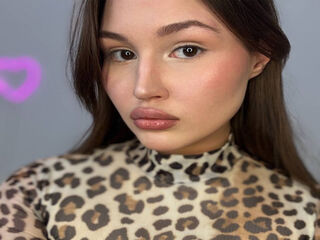 webcam chat AngelinaRoo