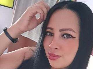 sexchat room AshleyMontenegro