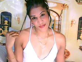 sexy camgirl live AzzyGreene