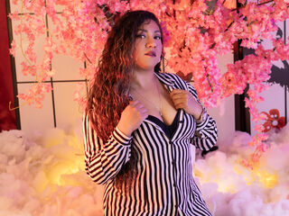 camwhore masturbating with dildo BelindaSeat