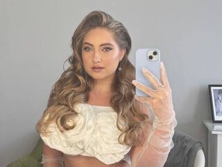 free live chatroom BernieceWarmath