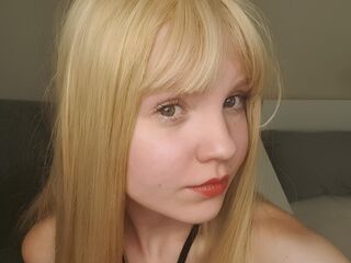 shaved pussy webcam BettyBer
