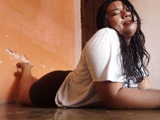 bedroom live webcam BetzabeConti