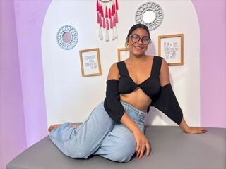 girl cam live BrianaMontes