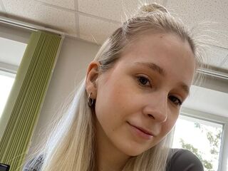 free chatroom BrittleDorget