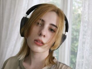 adult cam show CarlHanchett