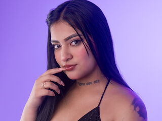 cam girl masturbating with sextoy CarlaMilano