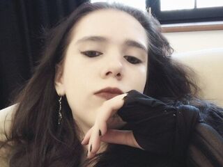naked camgirl CatherineAtkins