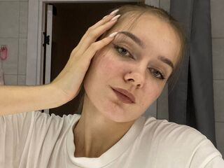 cam girl camsex CeciliaVanwinkle