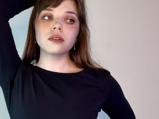 cam chat room ChrissyHolgerson