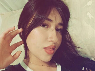 chat room live cam ClaireThomas