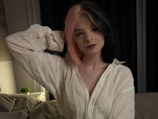 cam slut ClaudineKrentz