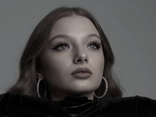 nude camgirl photo CreolaScheidler