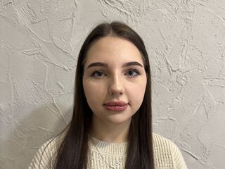 topless webcamgirl DanielaCrystal