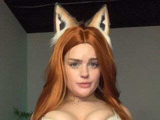 free chat room DaniellaBang