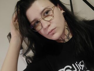 topless webcam girl DarelleFarwell