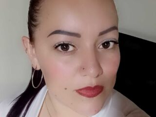 naughty cam girl DinaCarls