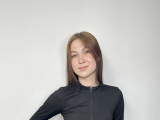 free webcam chat DoraAsai