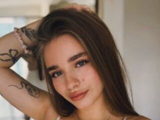 fingering camwhore ElinaLuxe