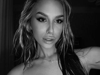 naked webcam girl photo ElysiaXo