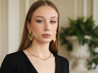 sexcam live EmaGurrad