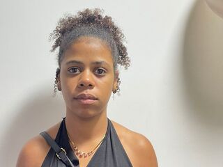 masturbating girl EmaVallerin